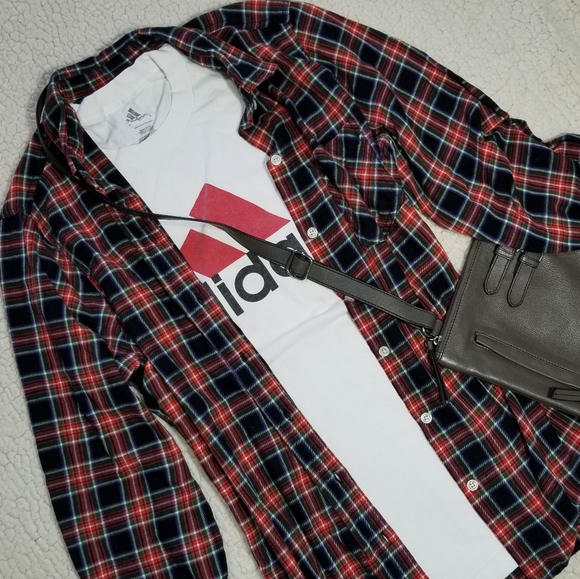 Old Navy Tops - Old Navy Super Soft Flannel Boyfriend Shirt